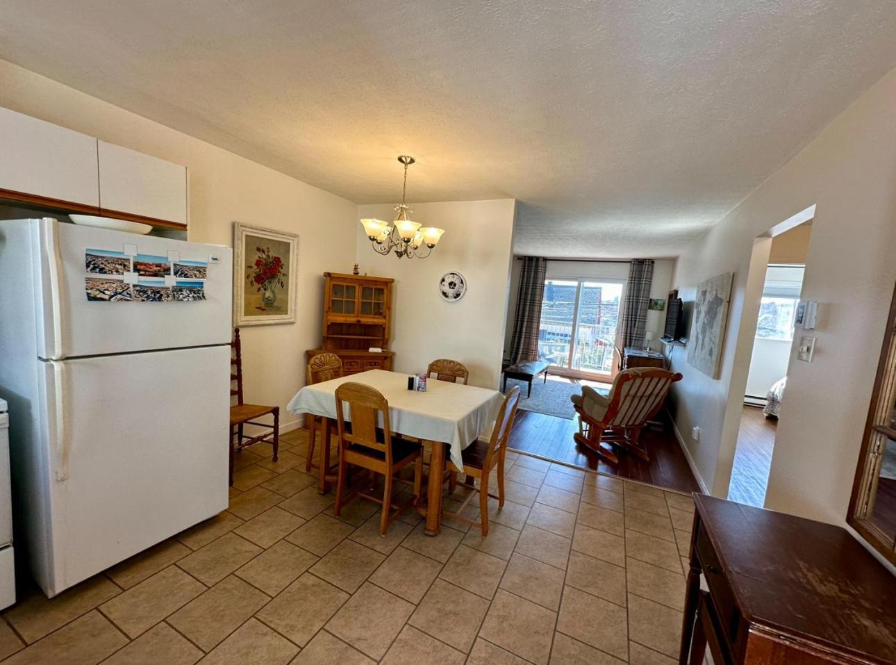 Quiet, Comfortable Great Location 2 Bedroom แชร์บูร์ก ภายนอก รูปภาพ