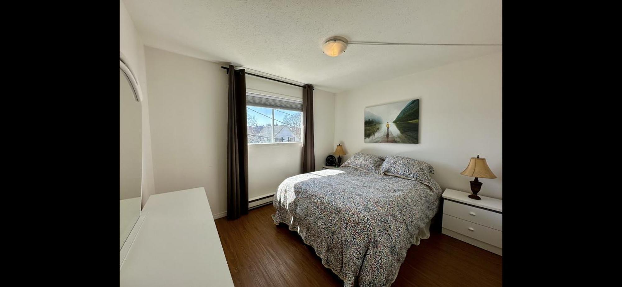 Quiet, Comfortable Great Location 2 Bedroom แชร์บูร์ก ภายนอก รูปภาพ